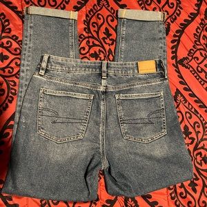AE stretch low rise tomgirl jeans NWOT